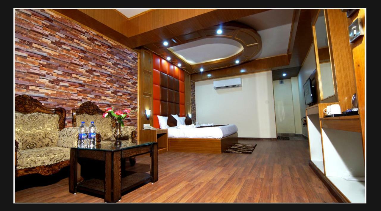 Grand Krisa Resort & Spa , Manali Exterior foto